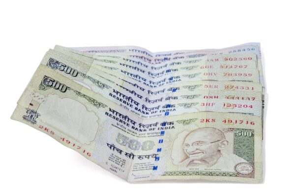 Algorithmic Asymmetry: Capturing Ephemeral Spreads In Hyper-Markets